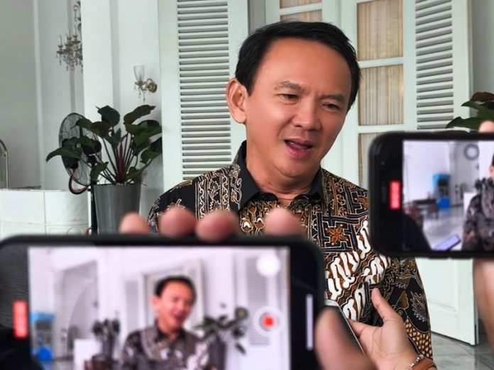 Ahok Temui Gubernur Pramono Anung di Balai Kota