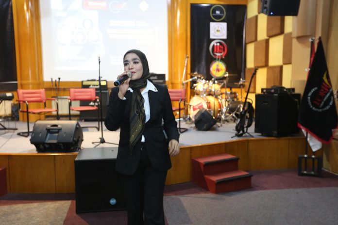 Nana Mardiana Akan Duet dengan Pasangan Barunya, Siapa Dia?