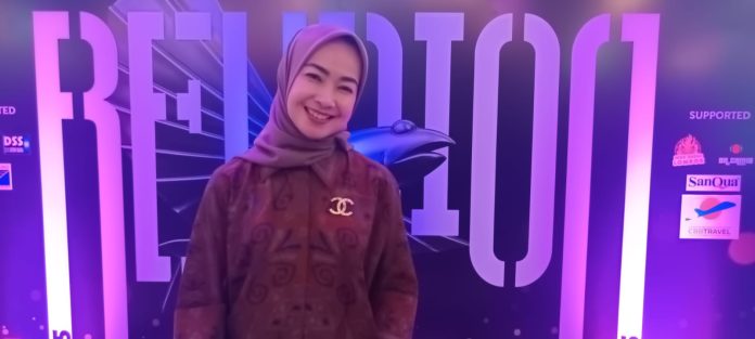 Alya Rohali Sibuk Sebagai Notaris