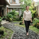 Tips Memilih Batu Koral agar Halaman Rumah Bebas Becek