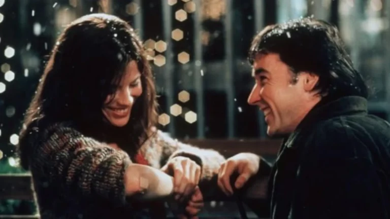 9 Film Romantis Dua Orang Asing Bertemu Tanpa Kenal