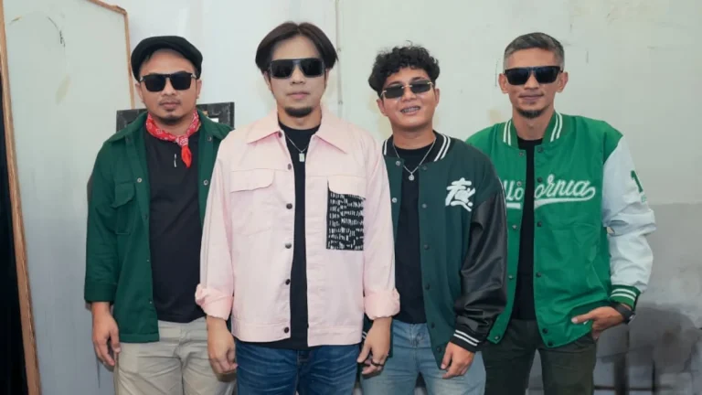 Matta Gaet Akbar Chalay, Rilis Single Kera Sakti
