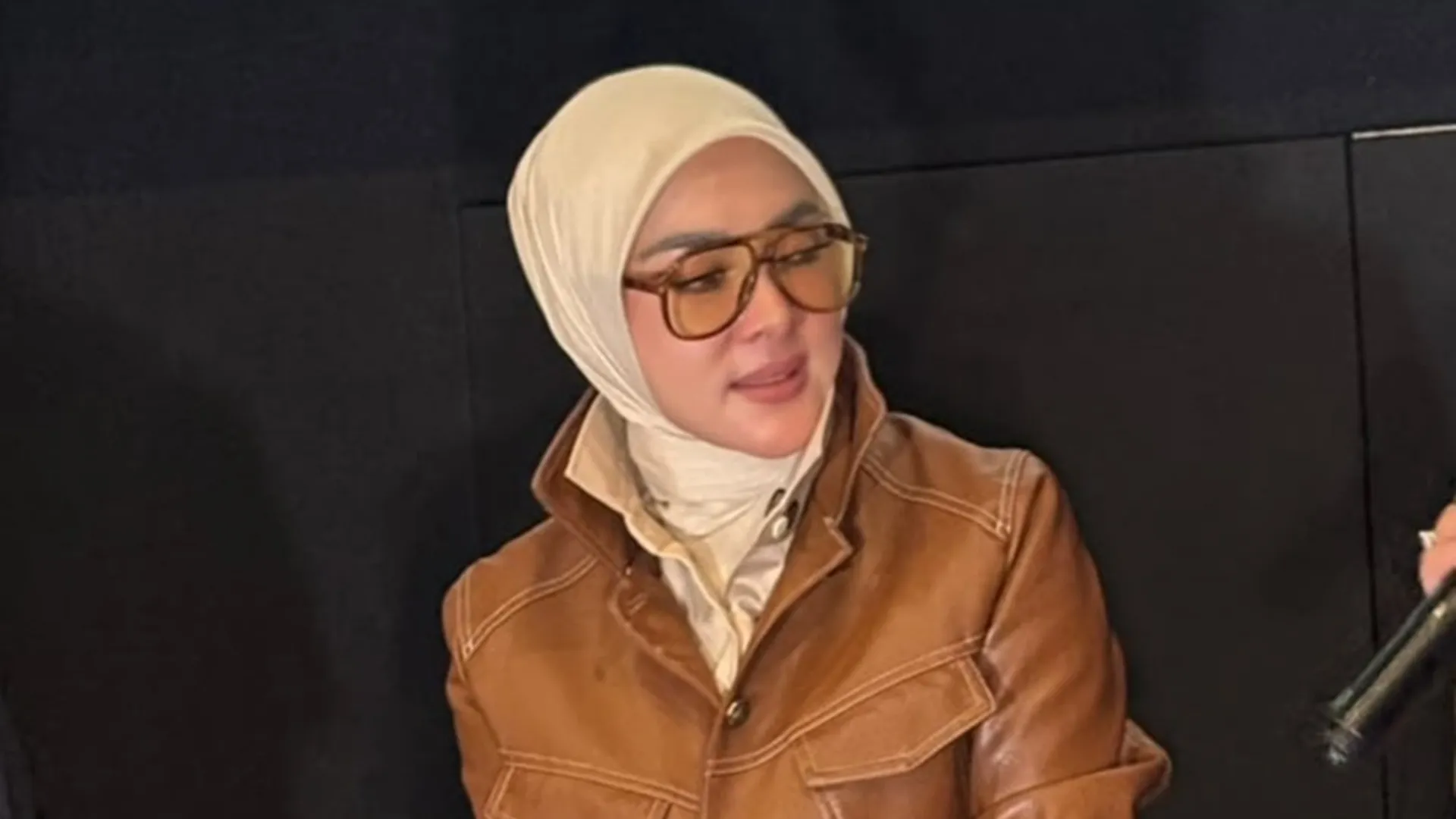 Tiket Rp35 Juta Konser Syahrini Habis, Promotor Buka Suara