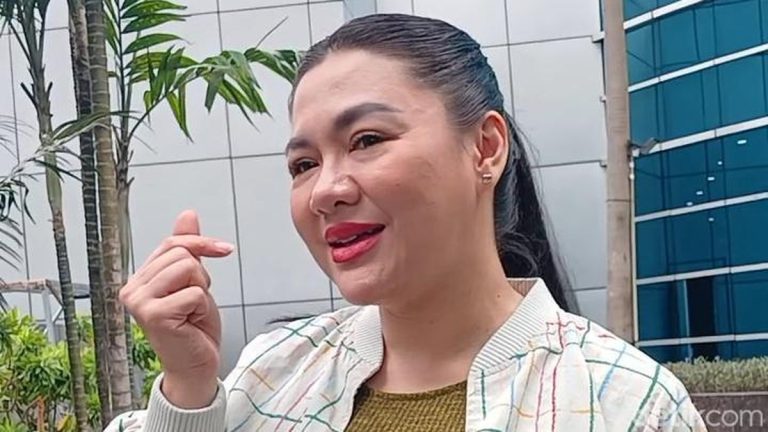 Vicky Shu Sering Dikira Aura Kasih hingga Amanda Manopo